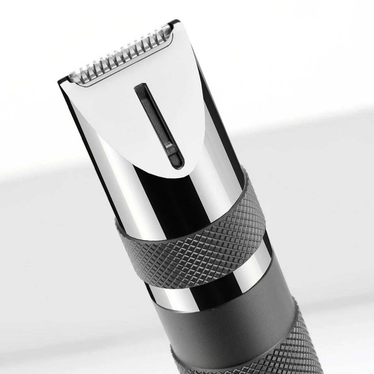 BaByliss Men Super X Metal Series Cordless Nose, Ear And Eyebrow Trimmer | 7066U - Image 3
