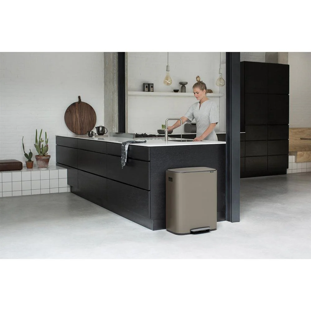 Brabantia 60L 2 Compartment Bo Pedal Bin - Platinum | 211546 - Image 6