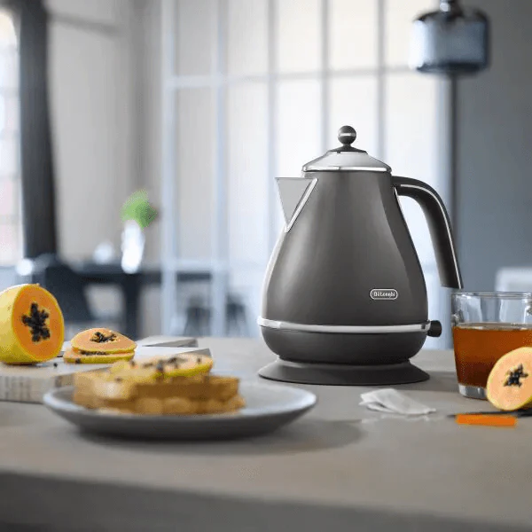 DeLonghi Icona Metallics 1.7L 2000W Jug Kettle - Grey | KBOT3001.GY - Image 5