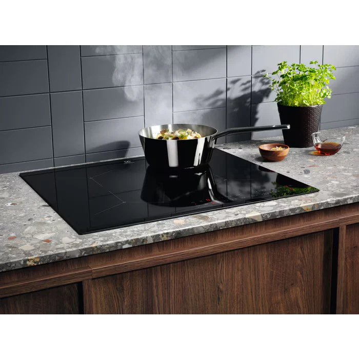 Electrolux 60CM 4 Zone Induction Hob - Black | LIS62443 - Image 6