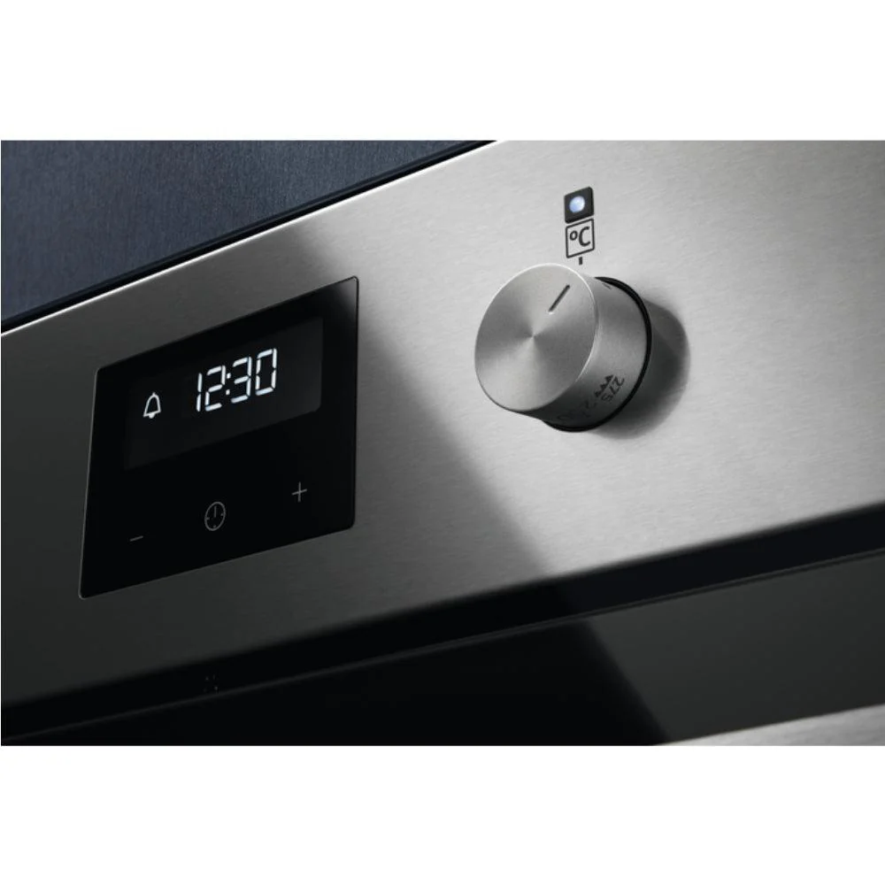 Electrolux 72L Built-In Electric Single Oven - Stainless Steel | KOFGH40TX - Image 3