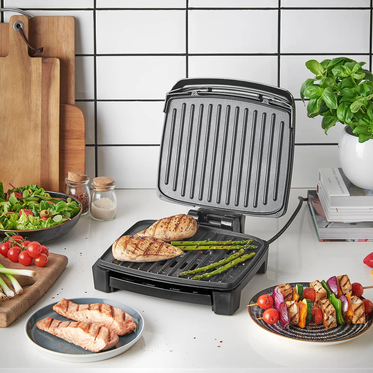 George Foreman Medium Immersa Grill - Black | 28310 - Image 4