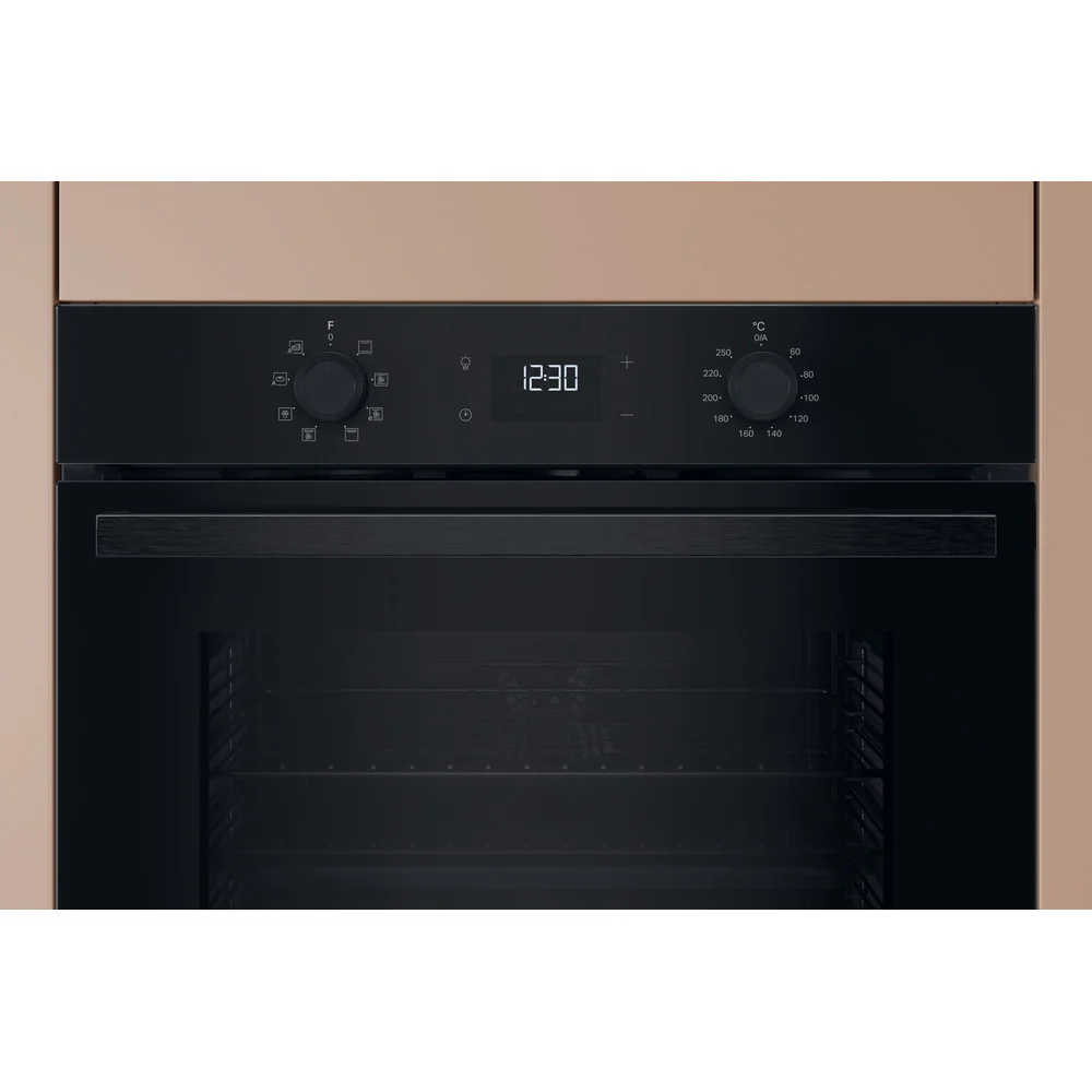 Hotpoint 71L Built-In Multifunction Electric Single Oven - Black | HO3K55CBUK - Image 12