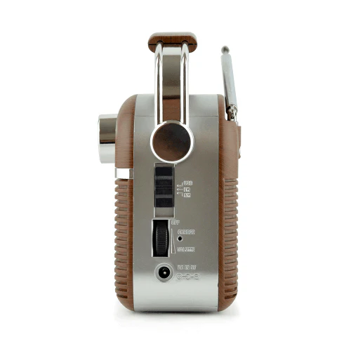 Lloytron FM/AM Rechargeable Portable Vintage Radio - Wood Effect | PP6403 - Image 3