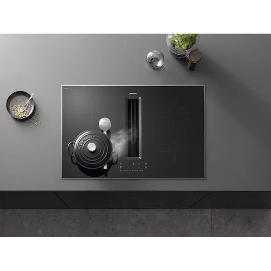 Miele 80CM 4 Zone Induction Hob - Black | KMDA7272FR - Image 3