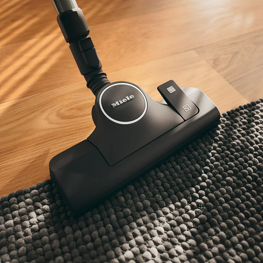Miele Boost CX1 TrackDrive Compact Vacuum Cleaner - Obsidian black | CX1 BOOST BLACK - Image 5