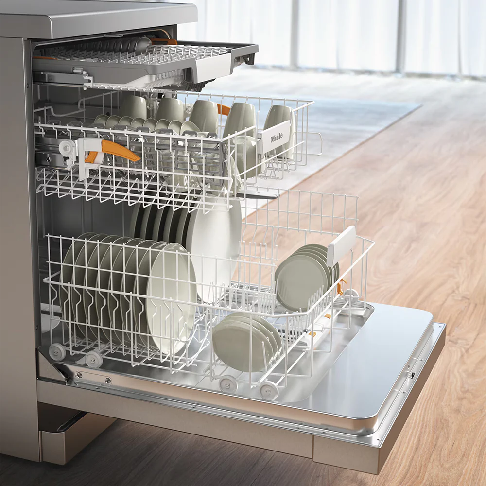 Miele Front Active Plus 60CM Freestanding Standard Dishwasher - Clean Steel | G 5811 SC S/S - Image 3