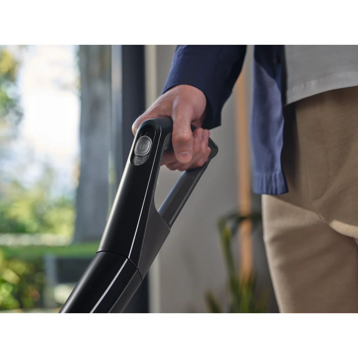 Miele Triflex HX2 Cat & Dog Cordless Stick Vacuum Cleaner - Obsidian Black | HX2CATDOG - Image 3
