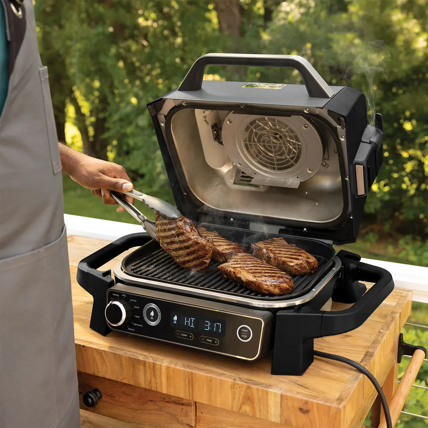 Ninja Woodfire 2400W Outdoor Electric BBQ Grill & Smoker - Grey & Black | OG701UK - Image 3