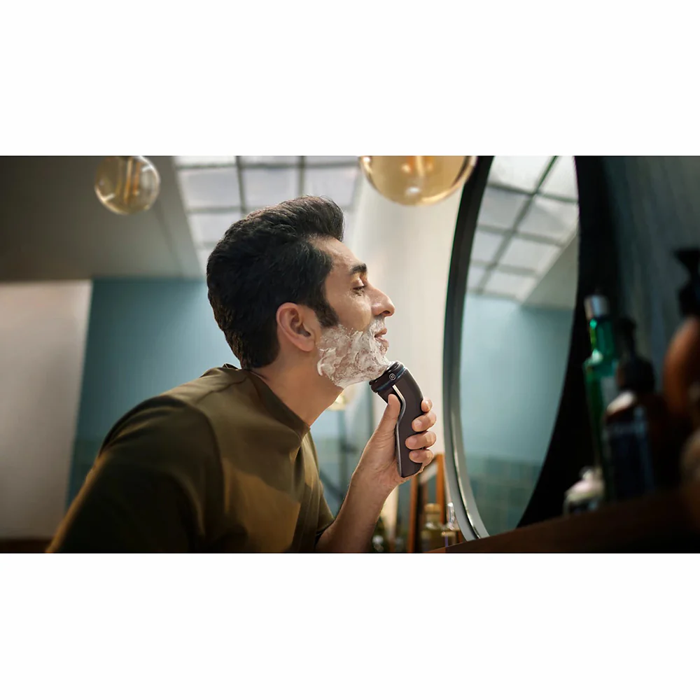 Philips Shaver 3000 Series Wet & Dry Electric Shaver - Bright Silver | S3143/00 - Image 6