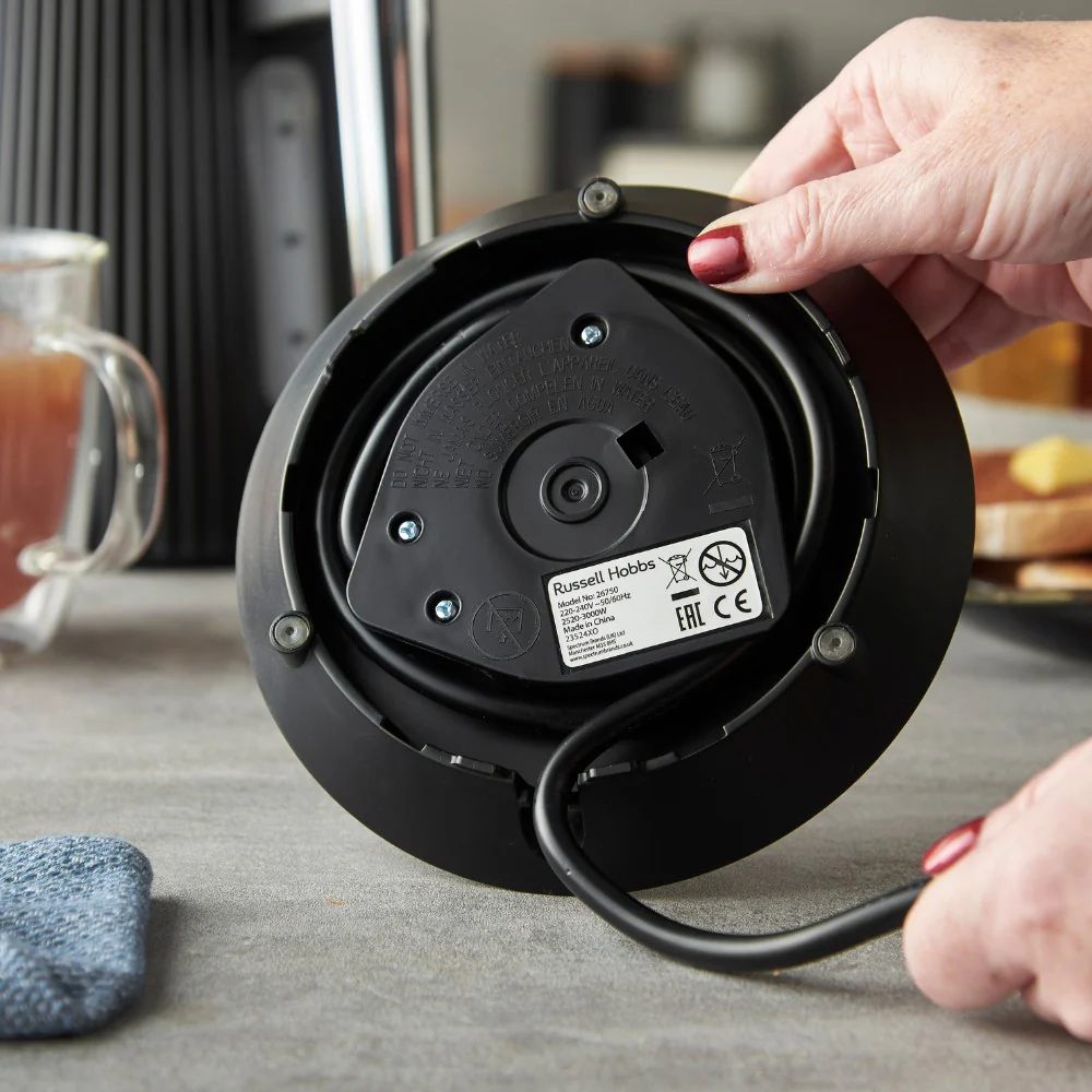 Russell Hobbs Bronte 1.7L Kettle - Black | 26750 - Image 3