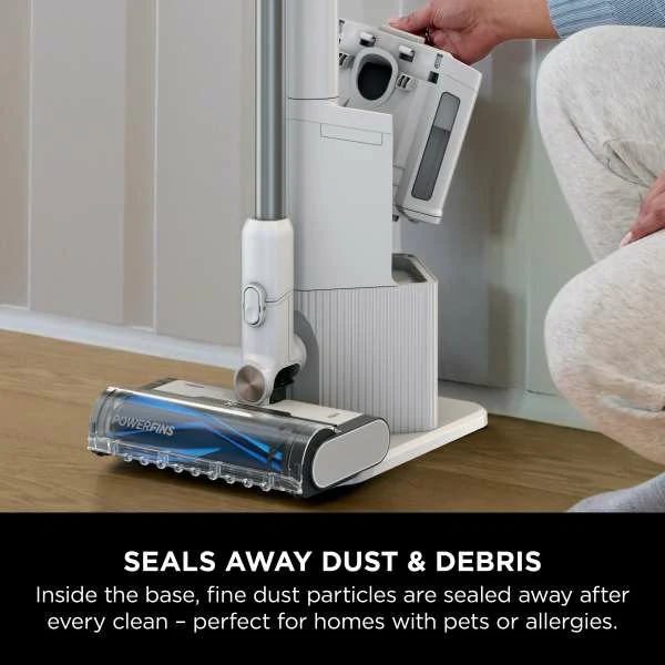 Shark Cordless Stick Vacuum Cleaner With Auto Empty System - White & Blue | BU3521UK - Image 3