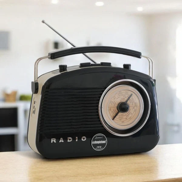 Steepletone Brighton FM/MW/LW Portable Retro Radio - Black | BRIGHTONBLK - Image 3