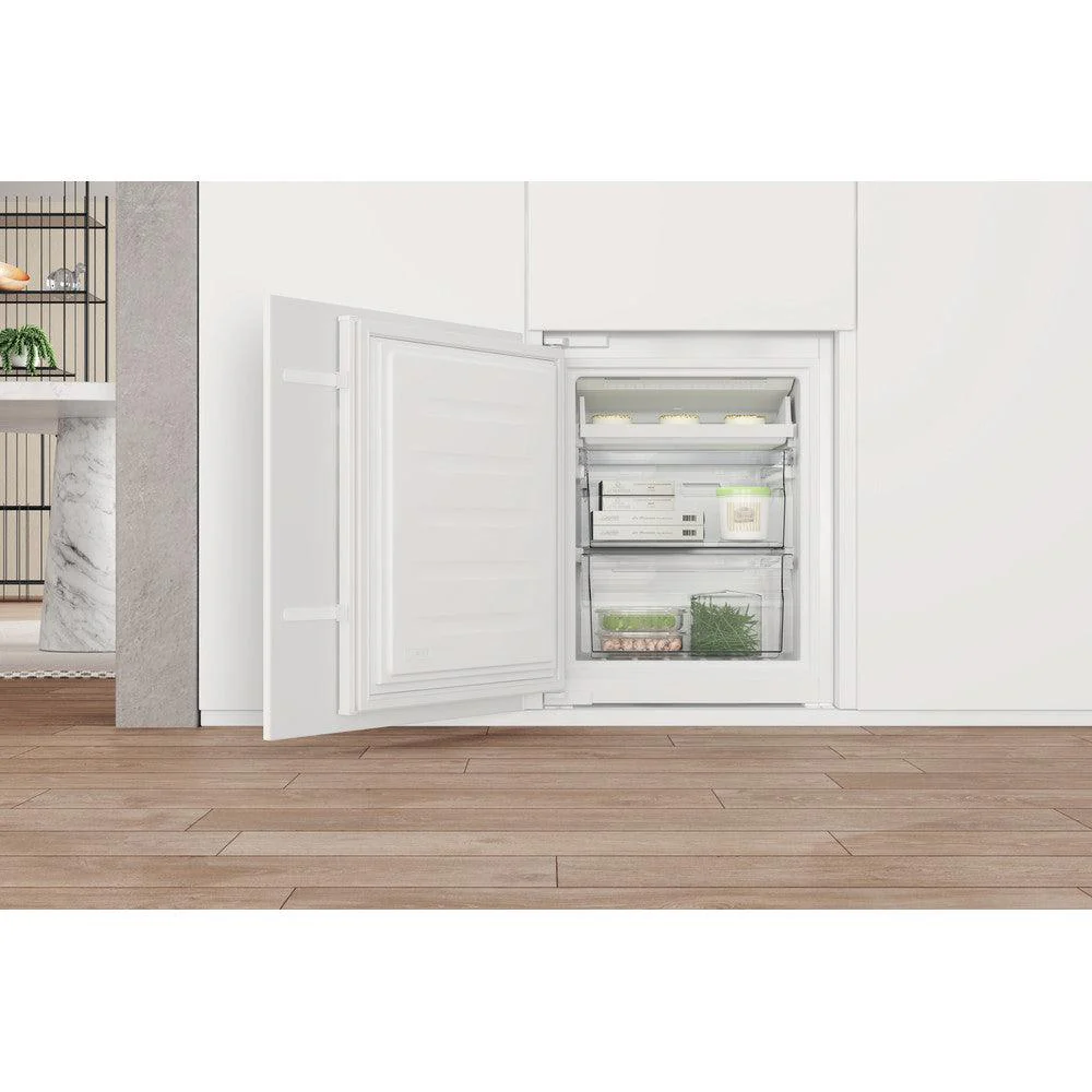 Whirlpool 250L Frost Free Built-In Fridge Freezer - White | WHC18T332PUK - Image 9